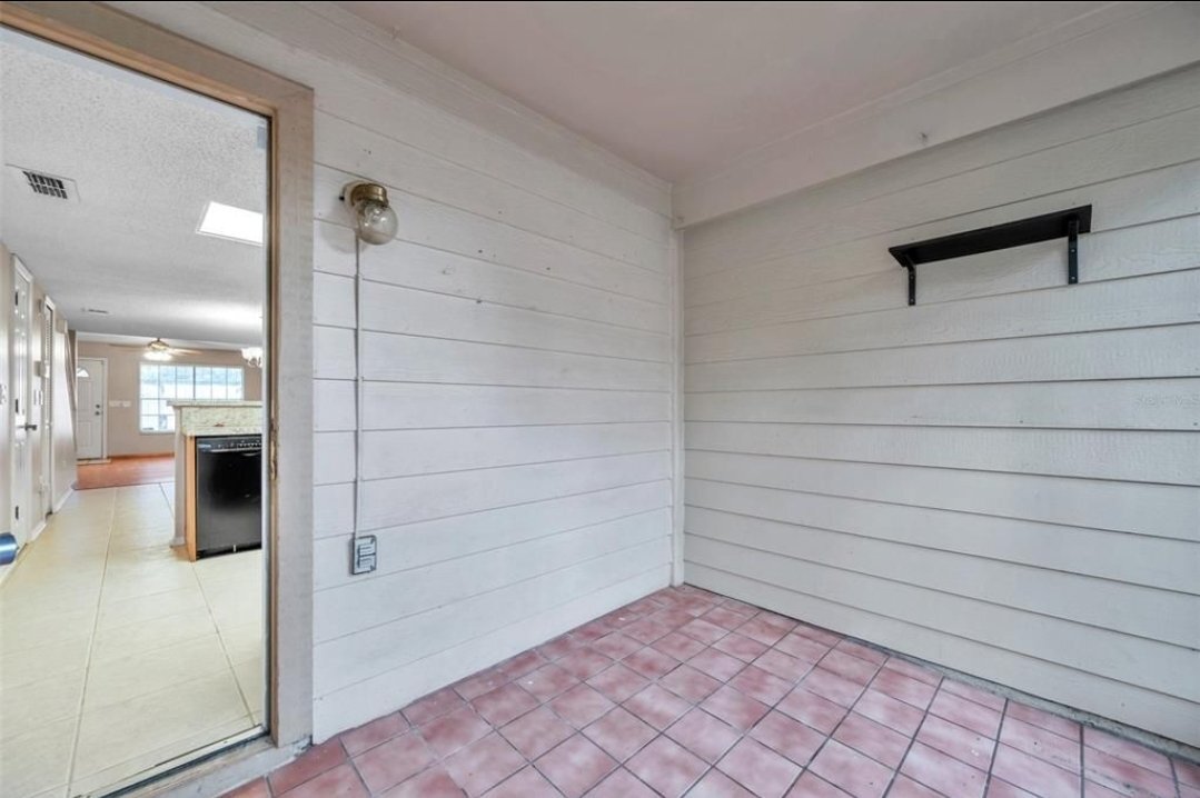 Building Photo - 2124 Fletchers Point Cir