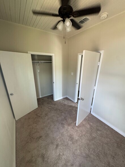 Building Photo - 402 Corpus Christi St