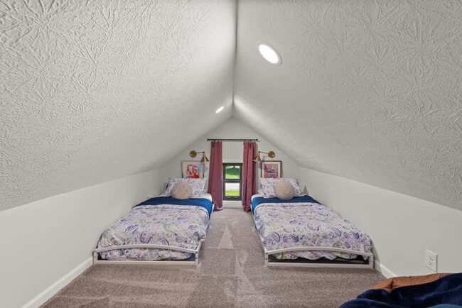 Building Photo - 6430 Olde York Rd