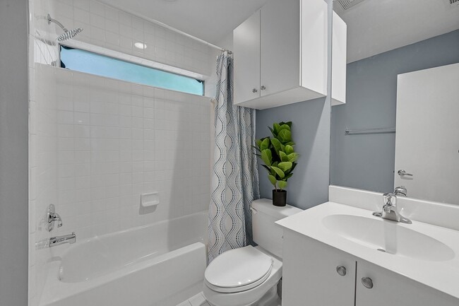 Building Photo - 1504 Cleveland St