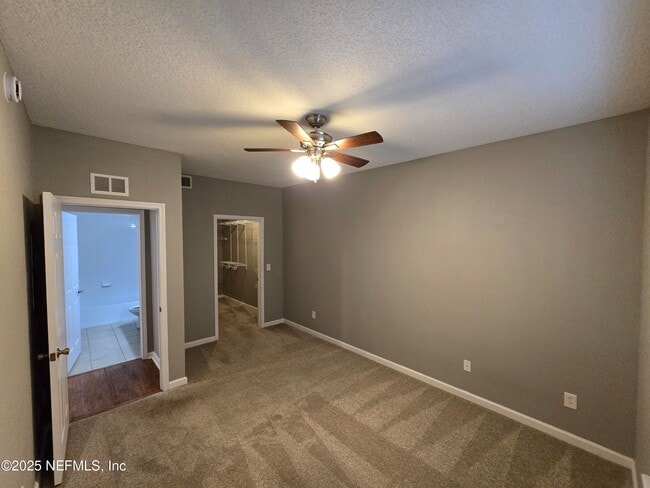 Building Photo - 575 Oakleaf Plantation Pkwy