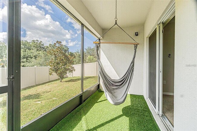 Building Photo - 10853 Trailing Vine Dr