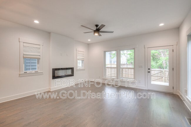 Building Photo - 709B 23rd St