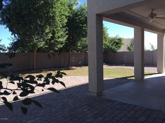 Building Photo - 15143 N 172nd Dr