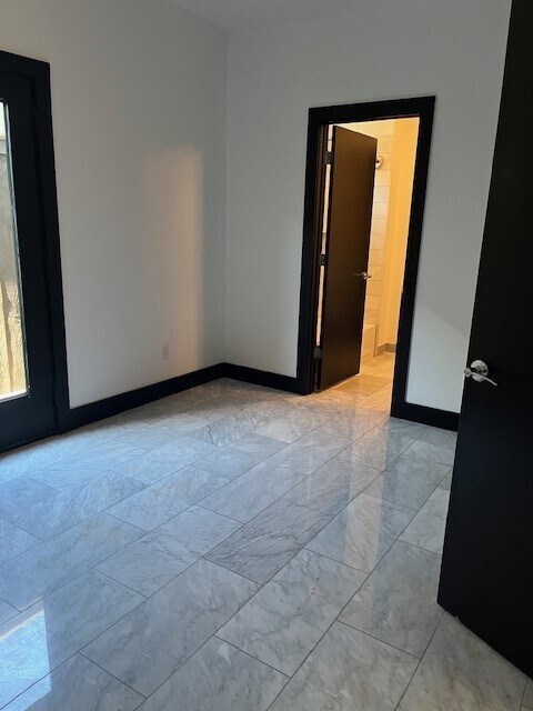 Building Photo - 1255 Utah St