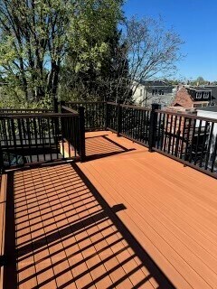 Roof deck (2) - 112 Marine Rd