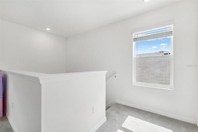Building Photo - 33657 Field Maple Lp