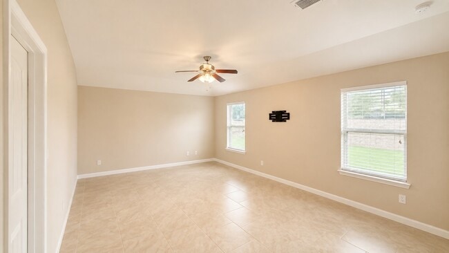 Building Photo - 3403 McDonough Way