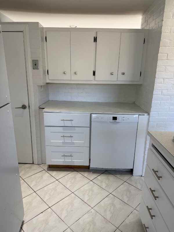 Building Photo - 165 Haverhill Ave