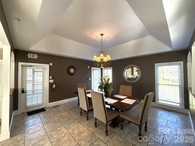 Building Photo - 14009 Thompson Rd