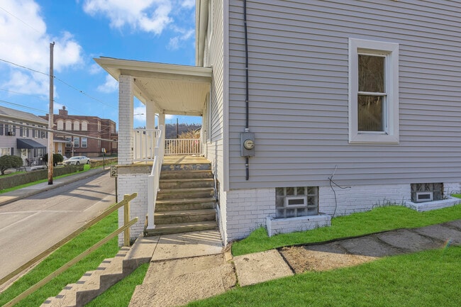 Building Photo - 81 Beaver St