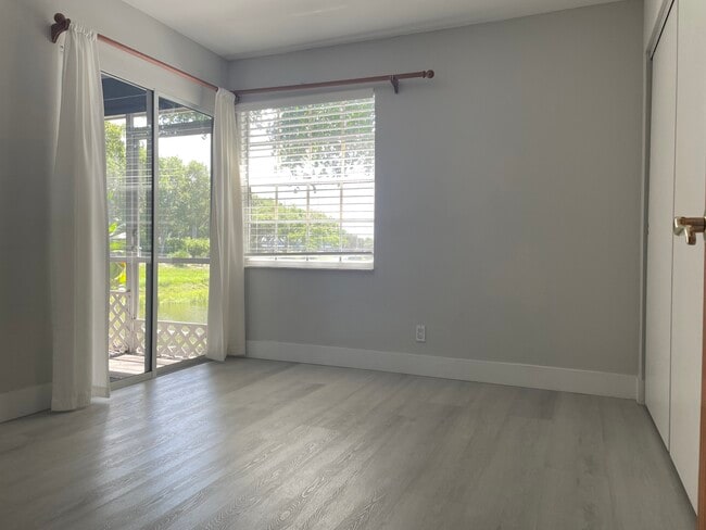 Building Photo - 5276 Buckhead Cir
