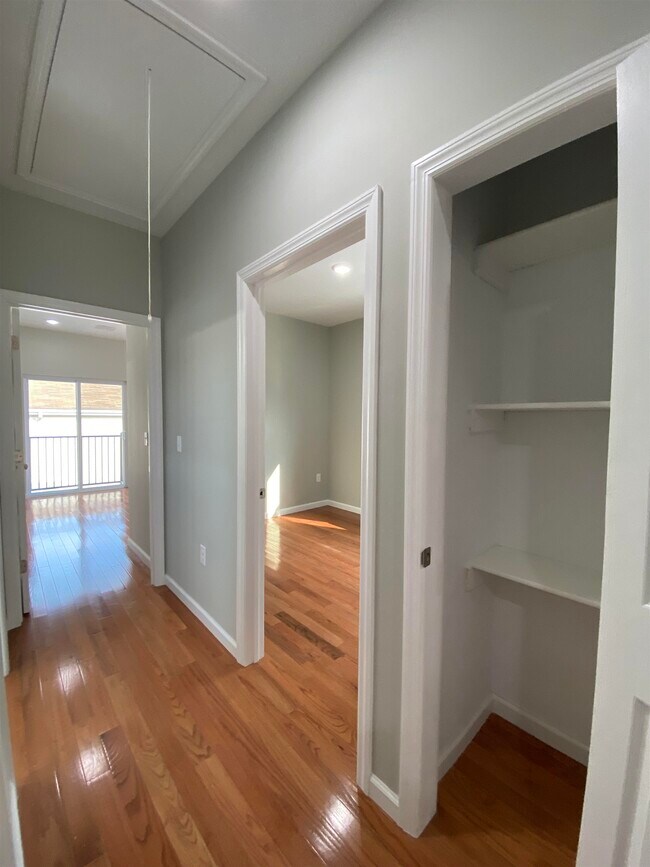 Building Photo - 176 Avenue F