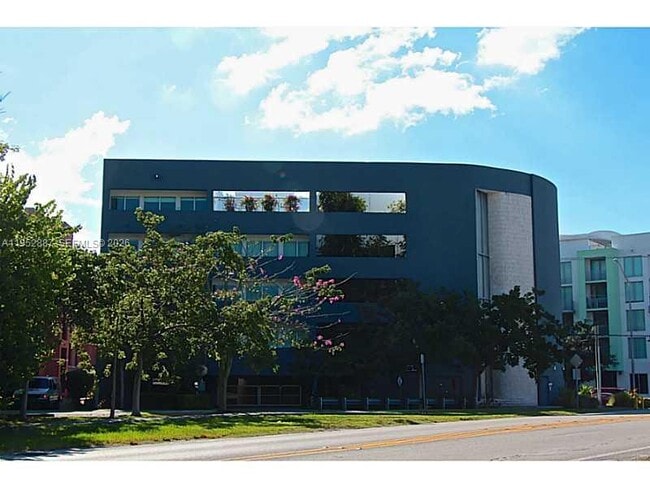 Building Photo - 2694 Inagua Ave