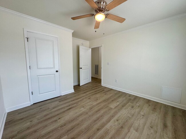 Building Photo - The Home You’ve Been Searching For! *Utilities & Furniture can be added with a rental premium.*