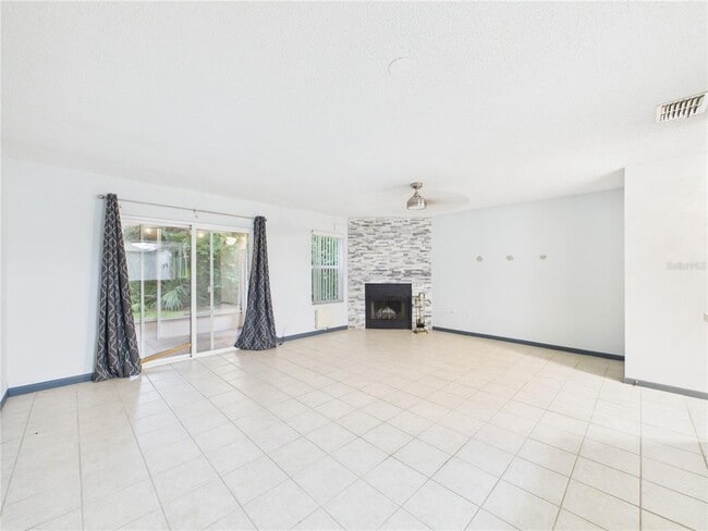 Building Photo - 11239 Cedar Hollow Ln