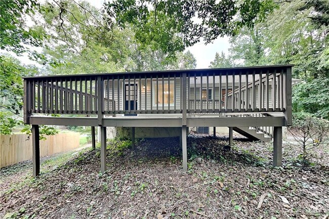 Building Photo - 2169 Winding Creek Ln SW