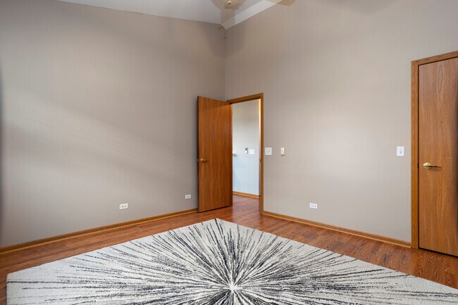 Building Photo - 410 Cunat Blvd