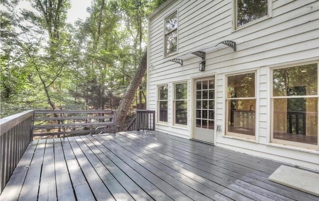 Building Photo - 1550 Spalding Dr