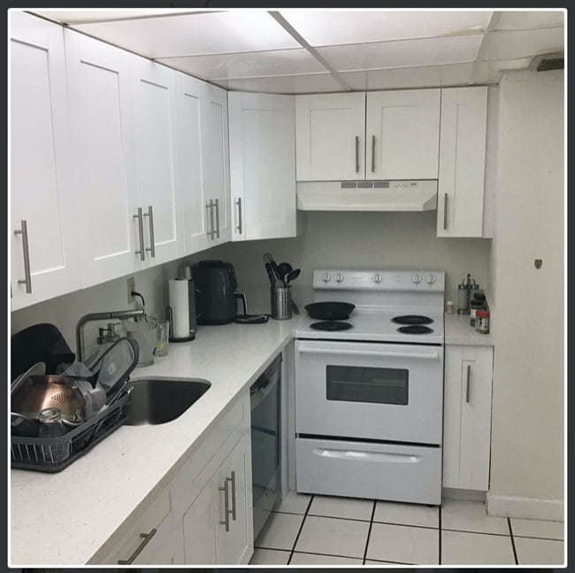 Building Photo - 13898 SW 90th Ave