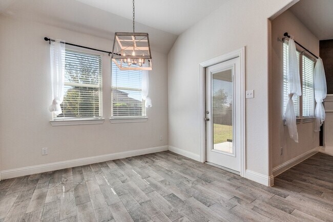 Building Photo - 6224 Cheshire St