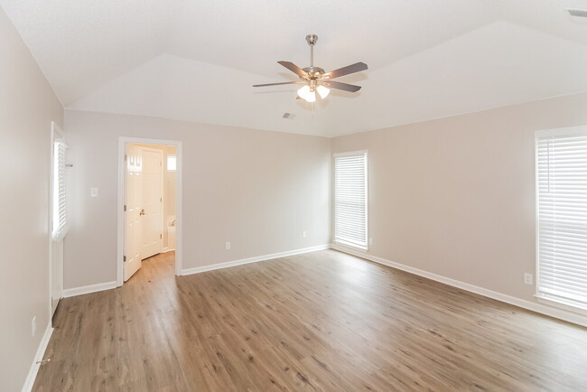 Building Photo - 9319 Chimneyrock Blvd.