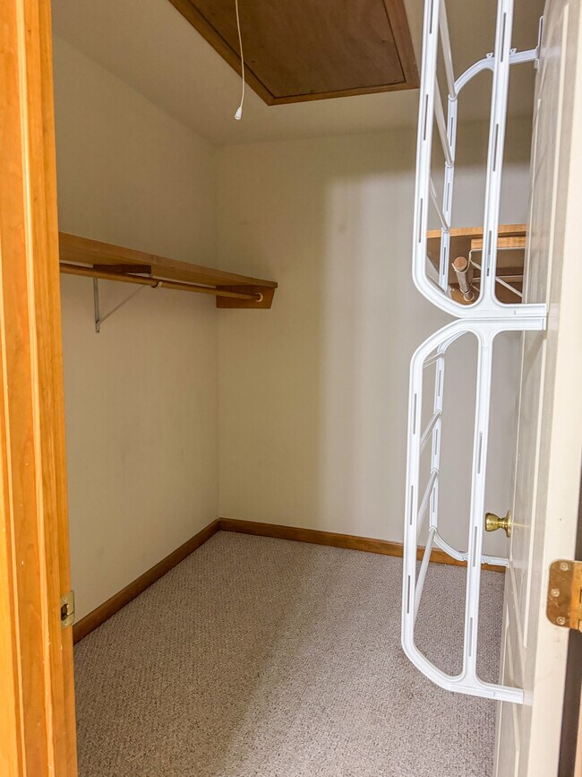 Building Photo - 3562 Grand Point Hwy