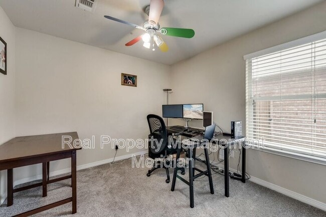 Building Photo - 10505 Braewood Dr