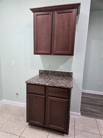 Building Photo - 235 Magnolia Dr