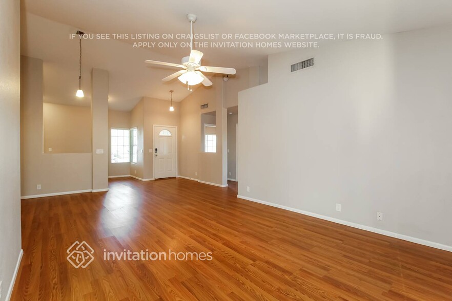 Building Photo - 8931 W Fullam St