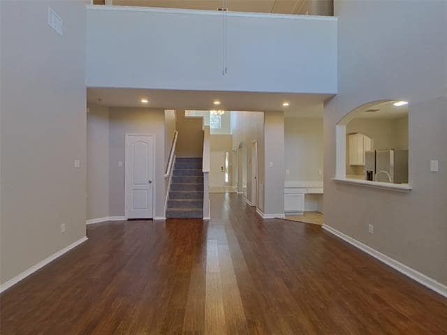 Building Photo - 2784 Sweetbriar Ln