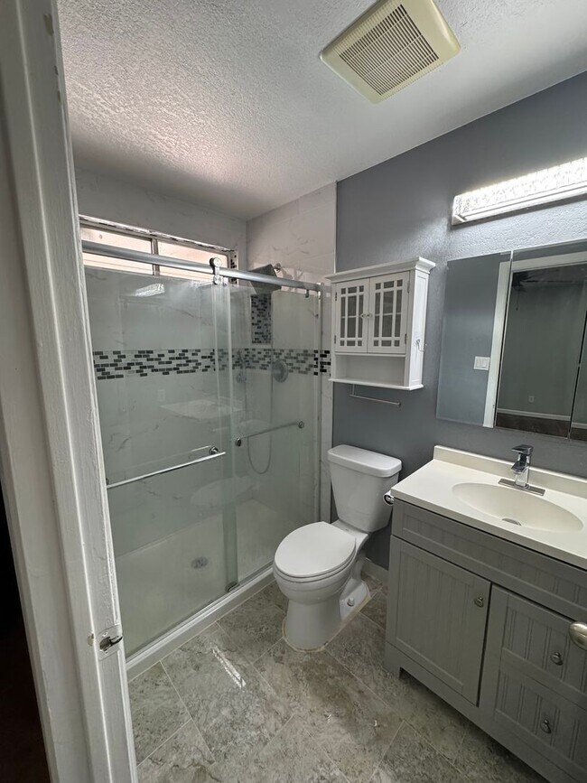 Building Photo - 3bed/2bath Chandler home for rent!