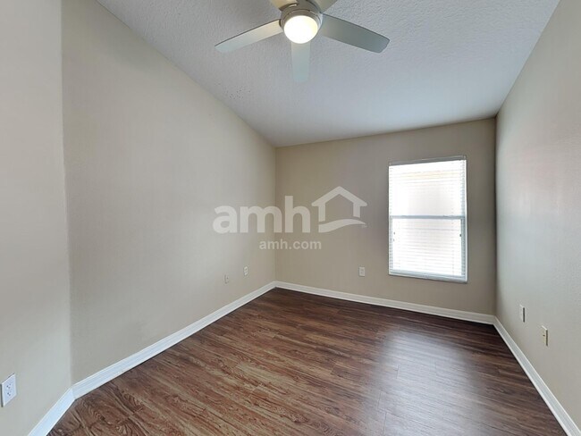 Building Photo - 1012 Cristelle Jean Dr