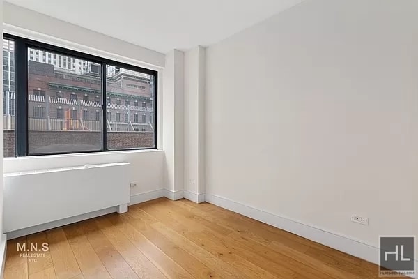 Building Photo - EAST 44 STREET