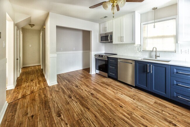 Building Photo - 4 Bedroom Home in North Chesterfield ***Available NOW***