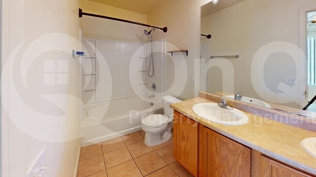 Building Photo - 1351 Burdock Dr S