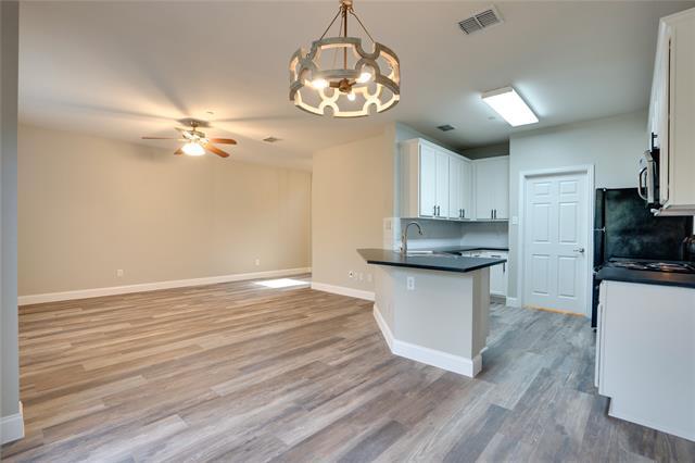 Building Photo - 3409 Paisano Trail