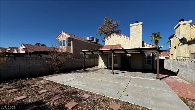 Building Photo - 317 Warmside Dr