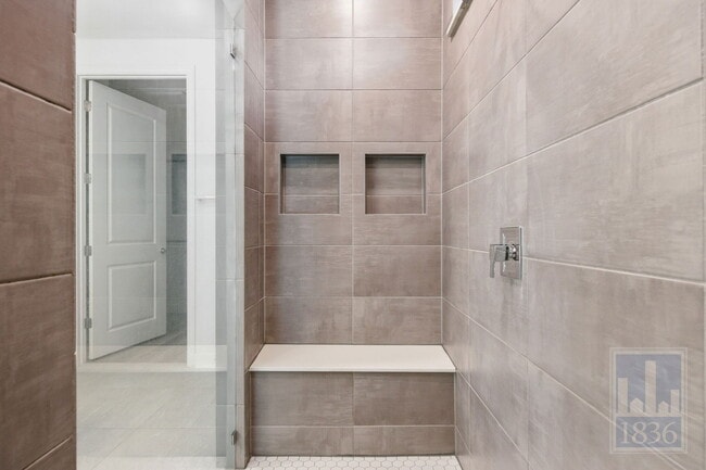 Building Photo - 19312 Fernando Trl