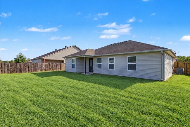 Building Photo - 1321 Apollo Dr