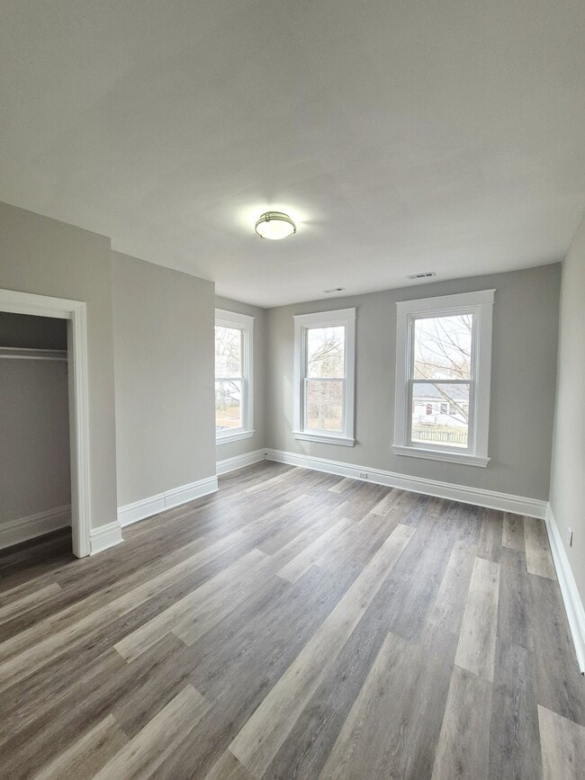 Building Photo - 3325 Florida Ave