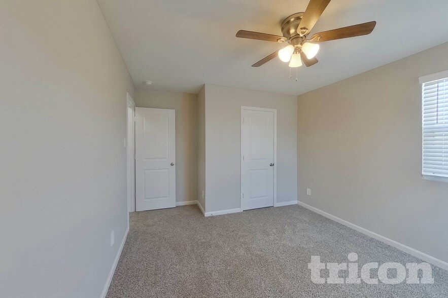 Building Photo - 2528 Granite Pass