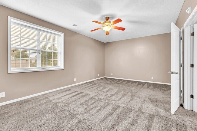 Building Photo - 2856 Sharpie Dr