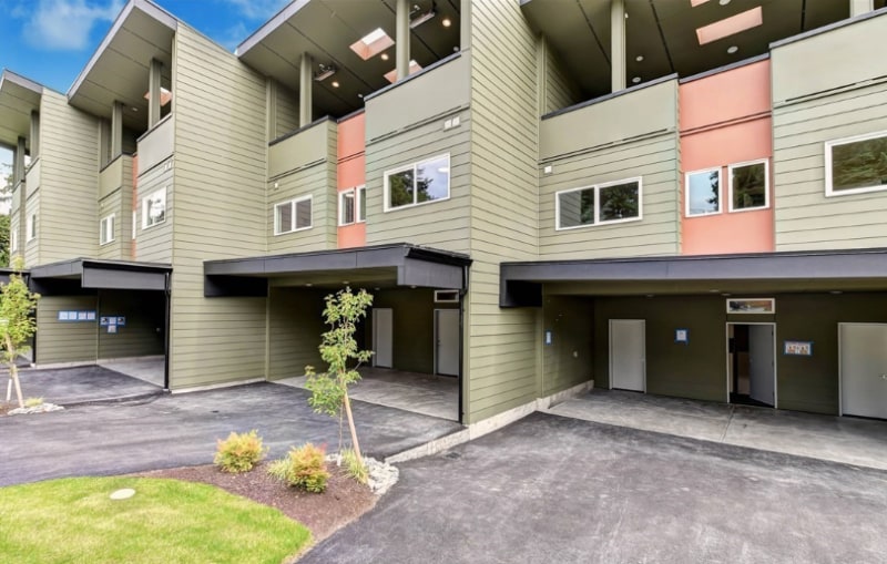 Building Photo - 14920 Manor Way