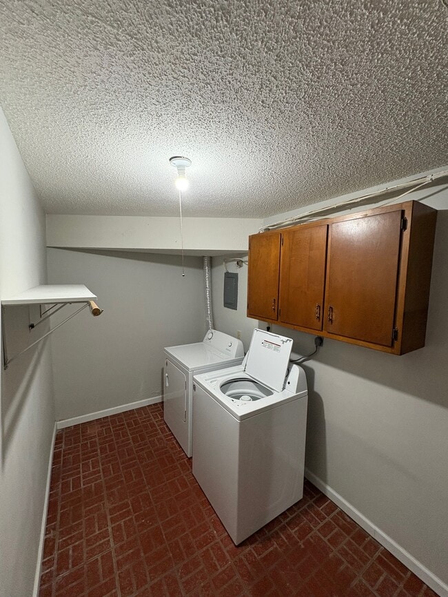 Building Photo - 4802 E Baker Woods Ct