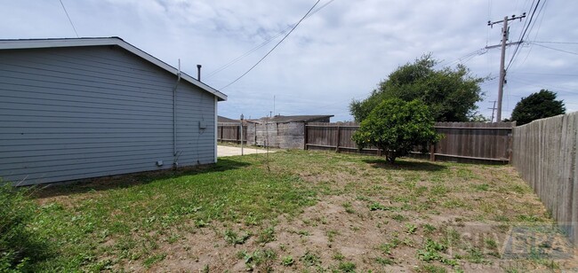 Building Photo - Cozy 2 bedroom 2 Bath home in Guadalupe