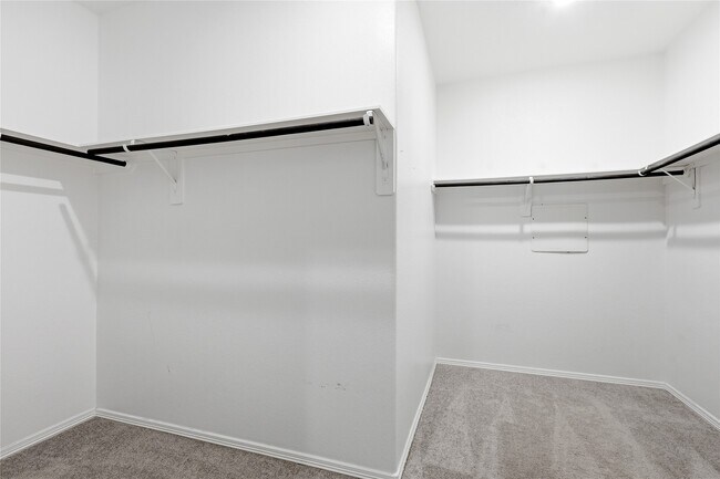 Building Photo - 14532 Jelly Pnes Dr