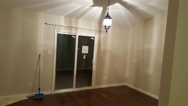 Building Photo - 2015 Bridger Dr