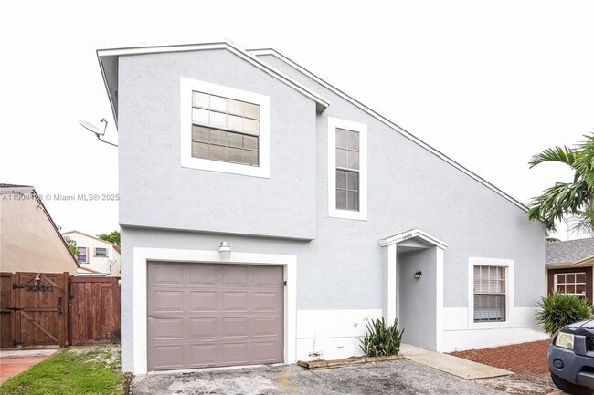 Building Photo - 18954 NW 63rd Ct Cir