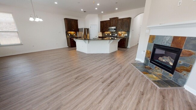 Building Photo - 301 Highland Horizon